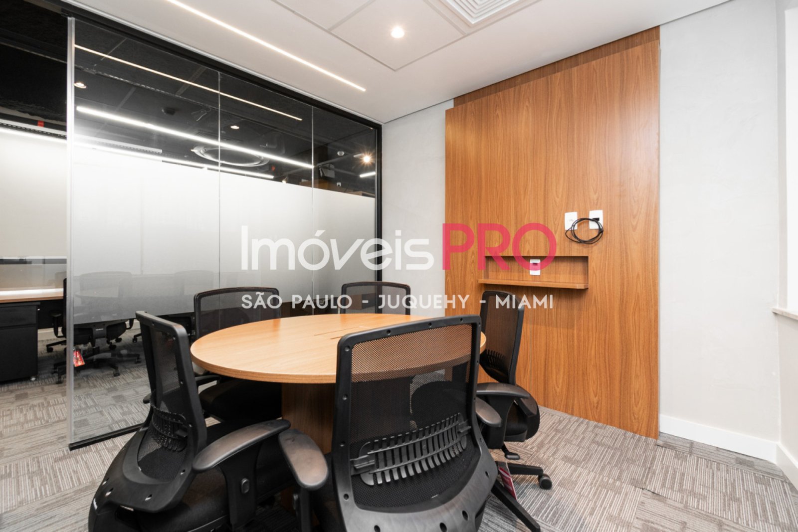 Foto :: https://assets.imoveispro.com.br/thumb/IP39488/conj-comercial-aluguel-vila-olimpia_IP39488_11_1920x1080.jpg?