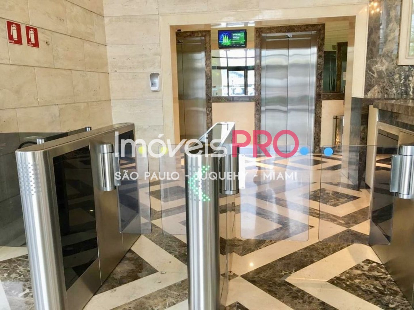Foto :: IP39489