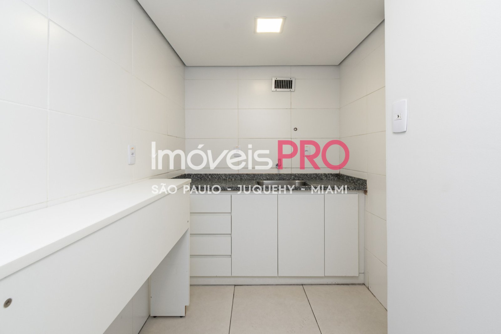 Foto :: IP39491