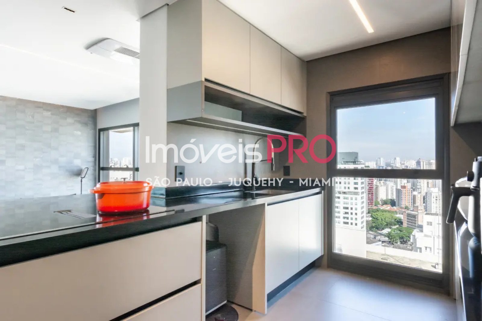 Foto :: https://assets.imoveispro.com.br/thumb/IP39508/apartamento-venda-vila-olimpia_IP39508_17_1920x1080.jpg?