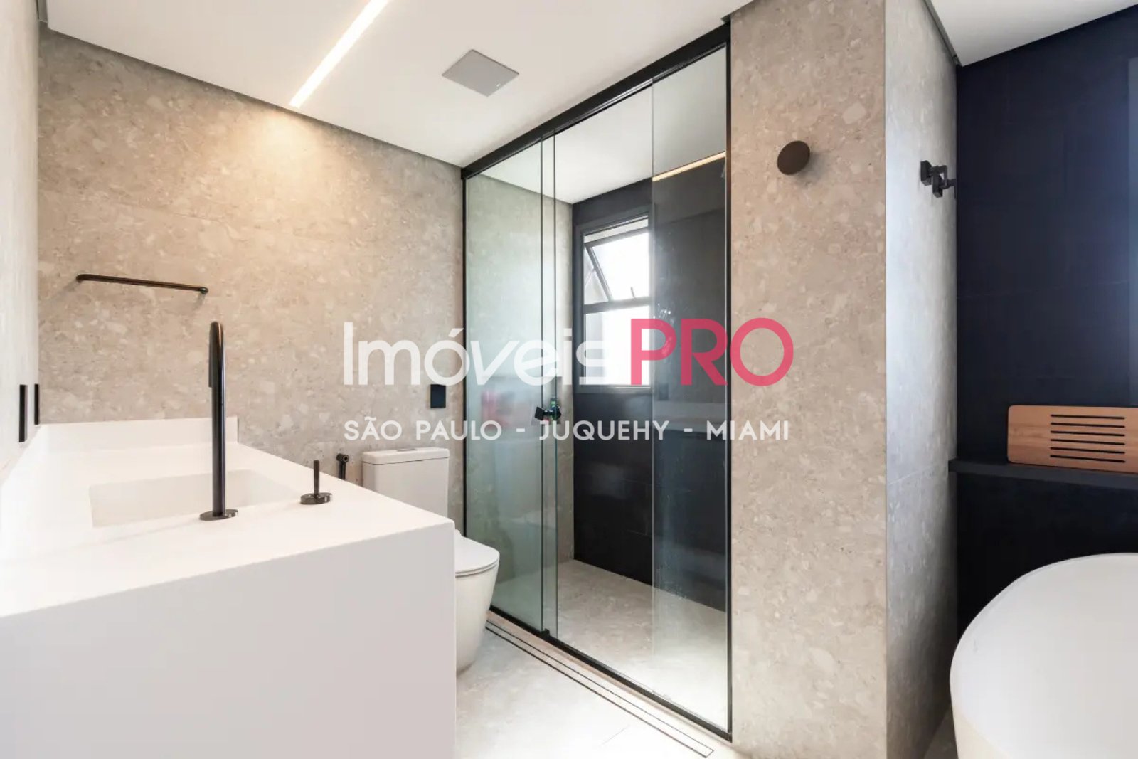 Foto :: https://assets.imoveispro.com.br/thumb/IP39508/apartamento-venda-vila-olimpia_IP39508_29_1920x1080.jpg?