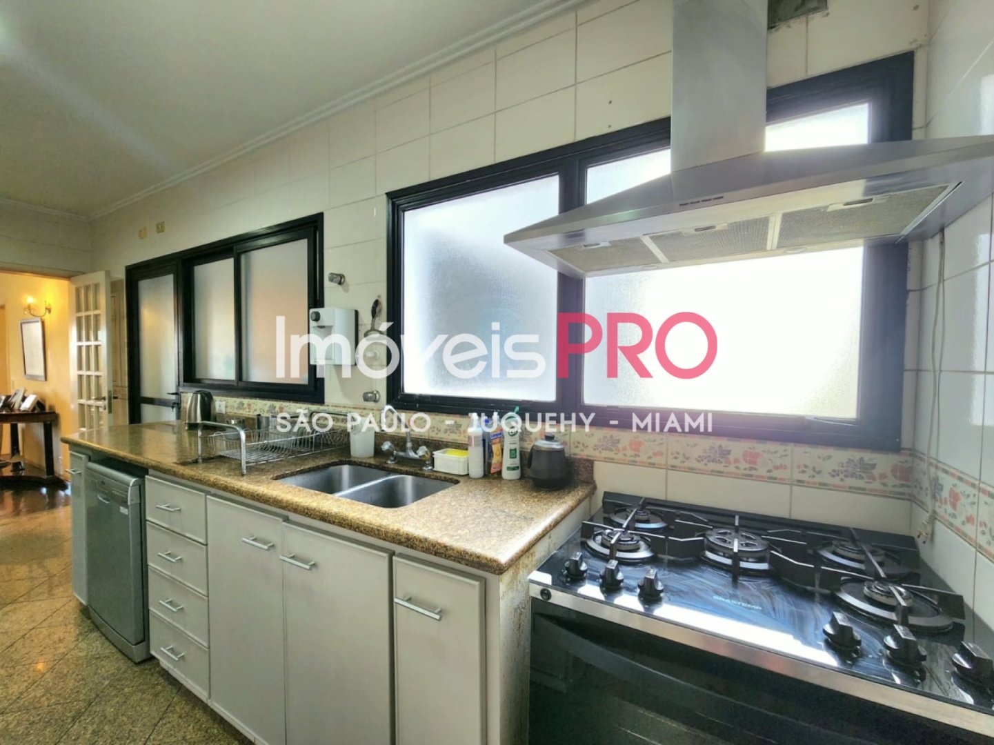 Foto :: IP39515