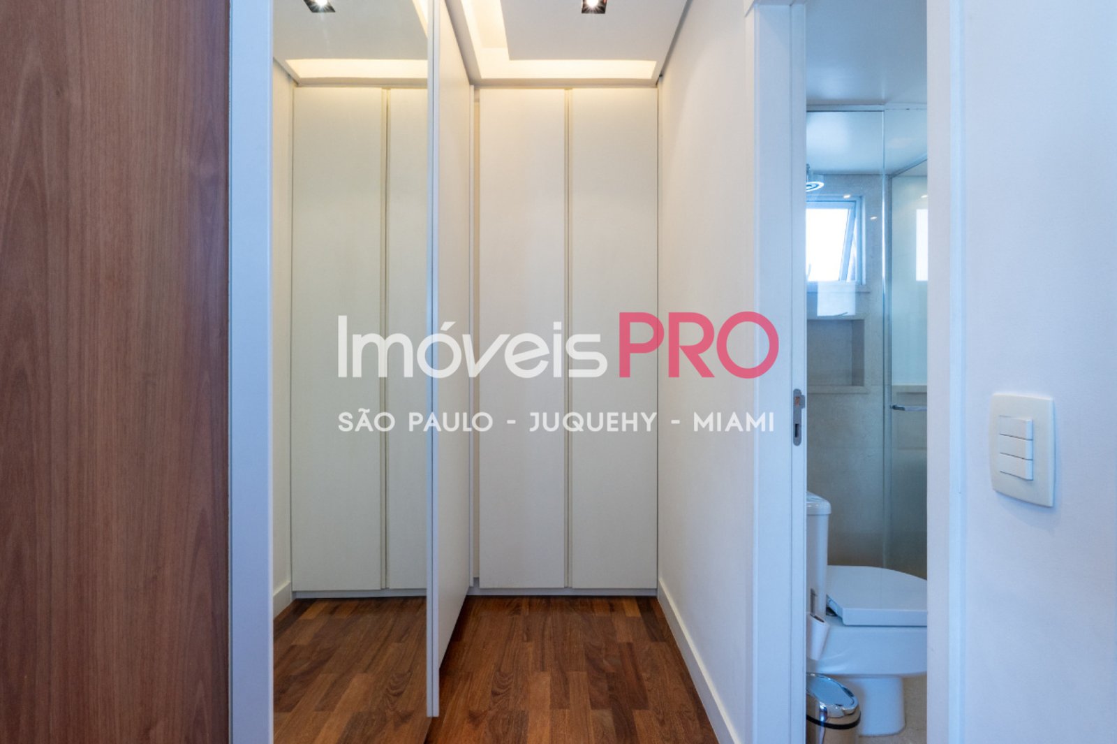 Foto :: IP39518