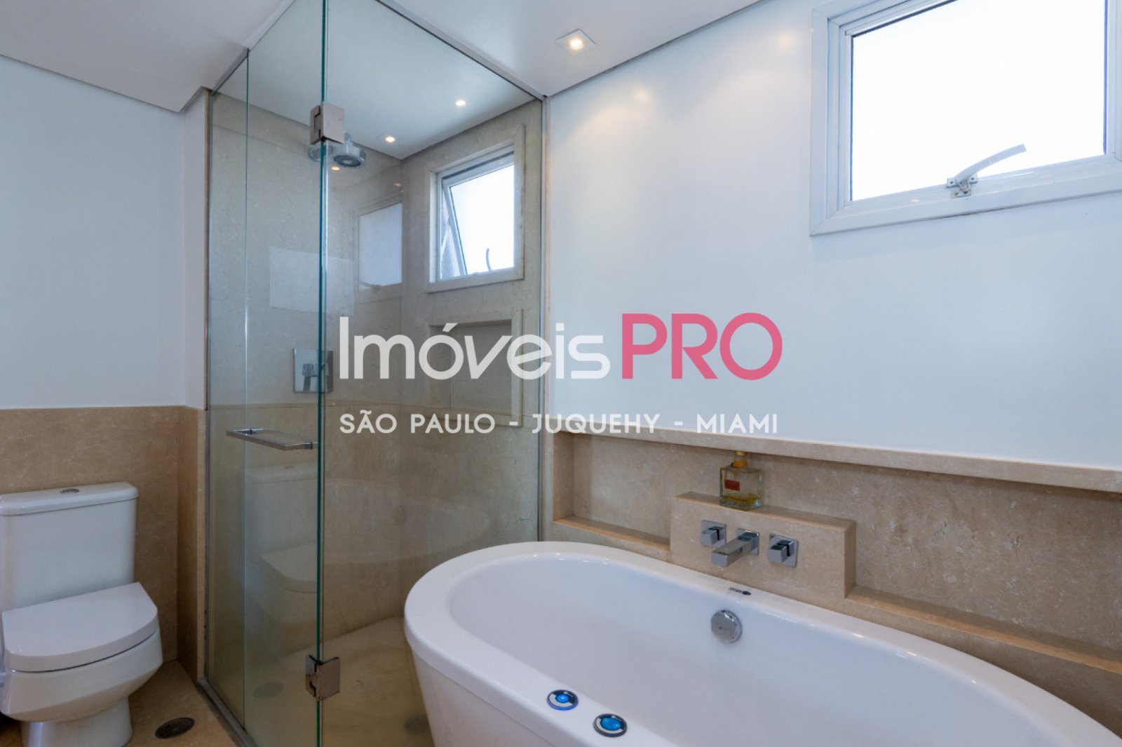 Foto :: https://assets.imoveispro.com.br/thumb/IP39518/apartamento-venda-brooklin_IP39518_35_1920x1080.jpg?