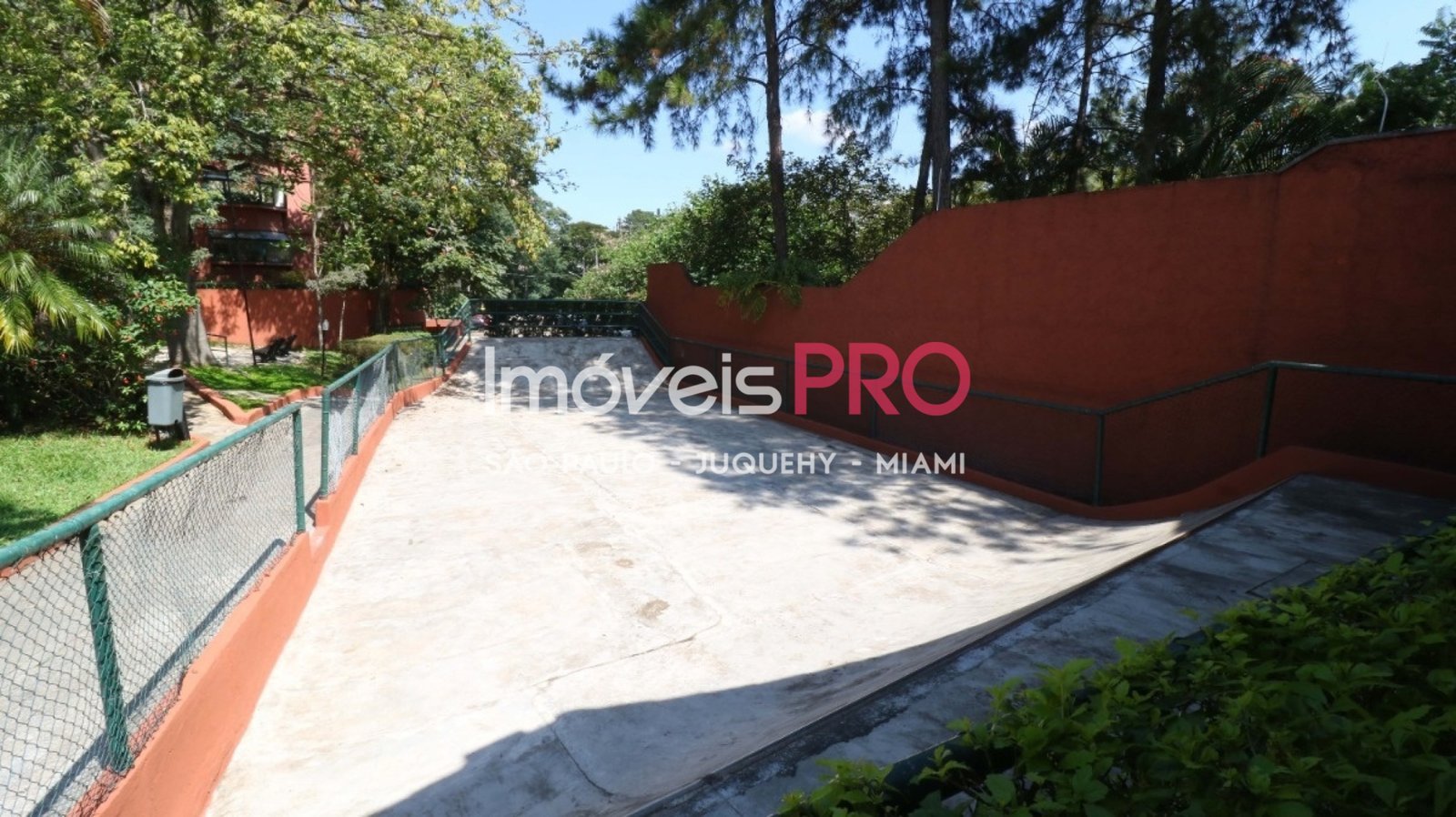 Foto :: IP39520