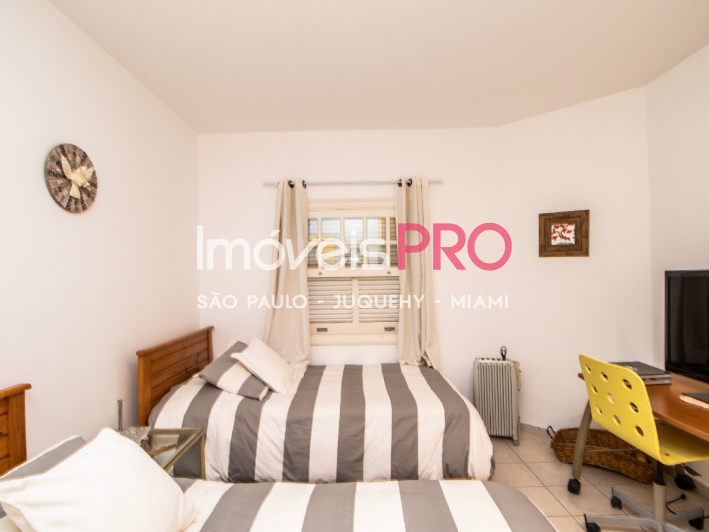 Foto :: IP39523