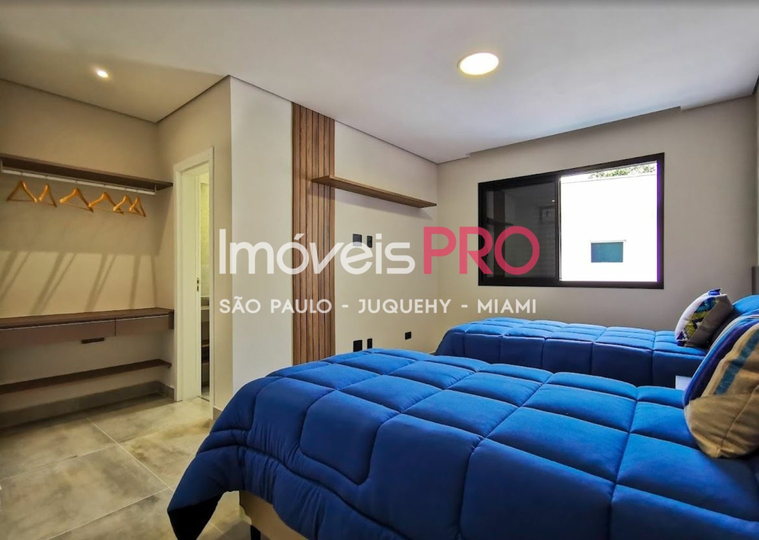Foto :: IP39534