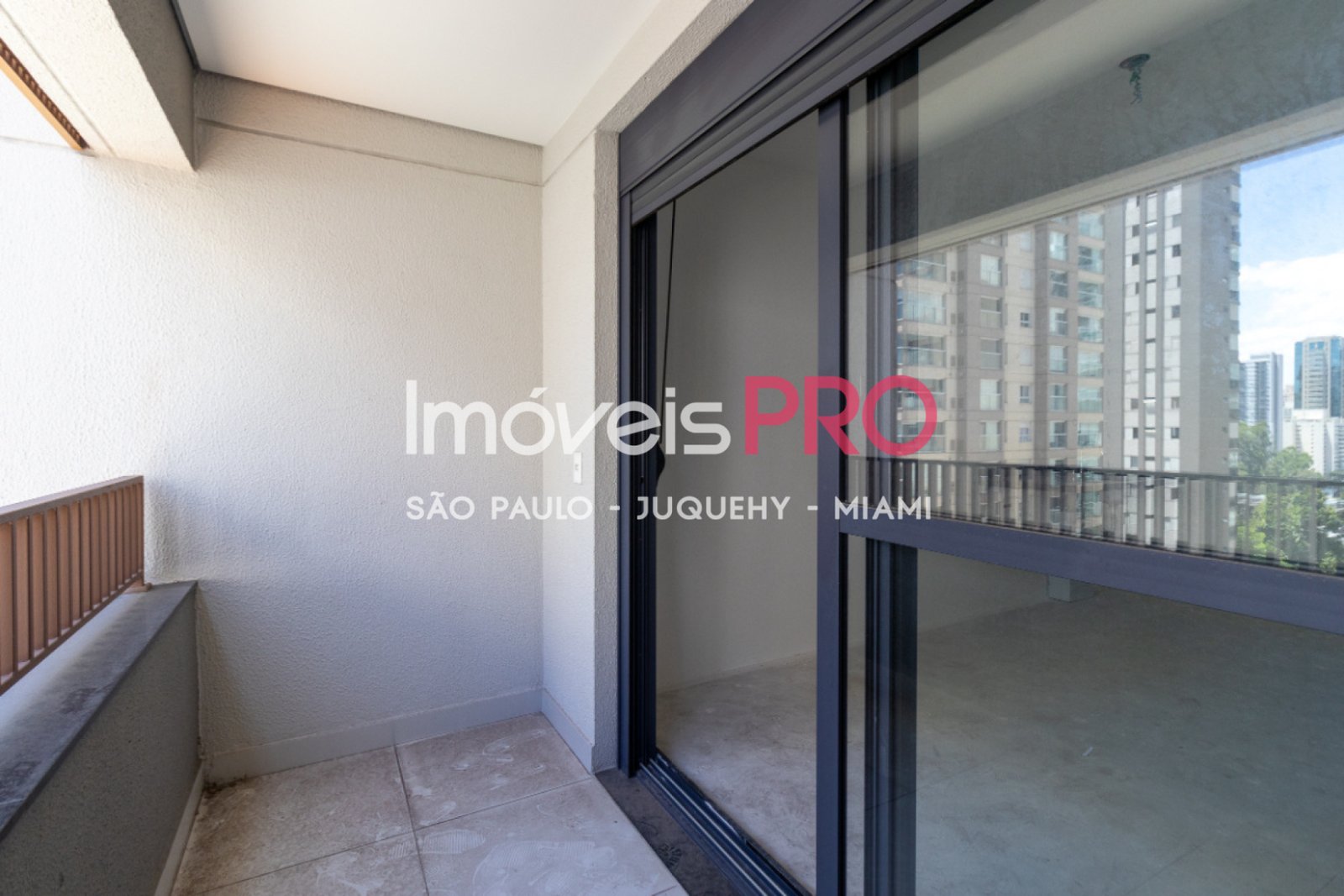 Foto :: https://assets.imoveispro.com.br/thumb/IP39538/apartamento-venda-campo-belo_IP39538_11_1920x1080.jpg?