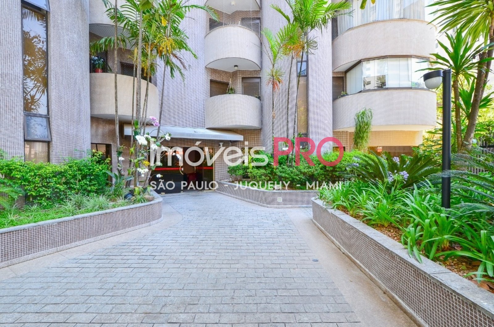 Foto :: https://assets.imoveispro.com.br/thumb/IP39539/cobertura-venda-vila-clementino_IP39539_59_1920x1080.jpg?