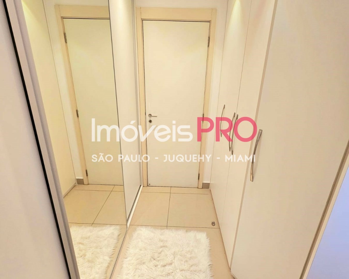 Foto :: IP39543