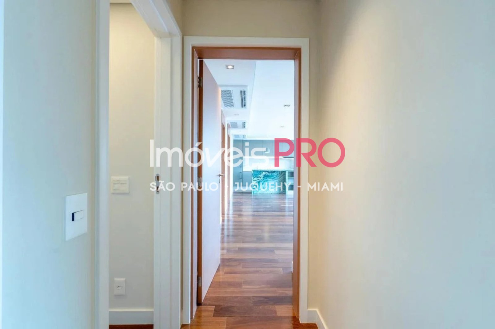 Foto :: IP39544
