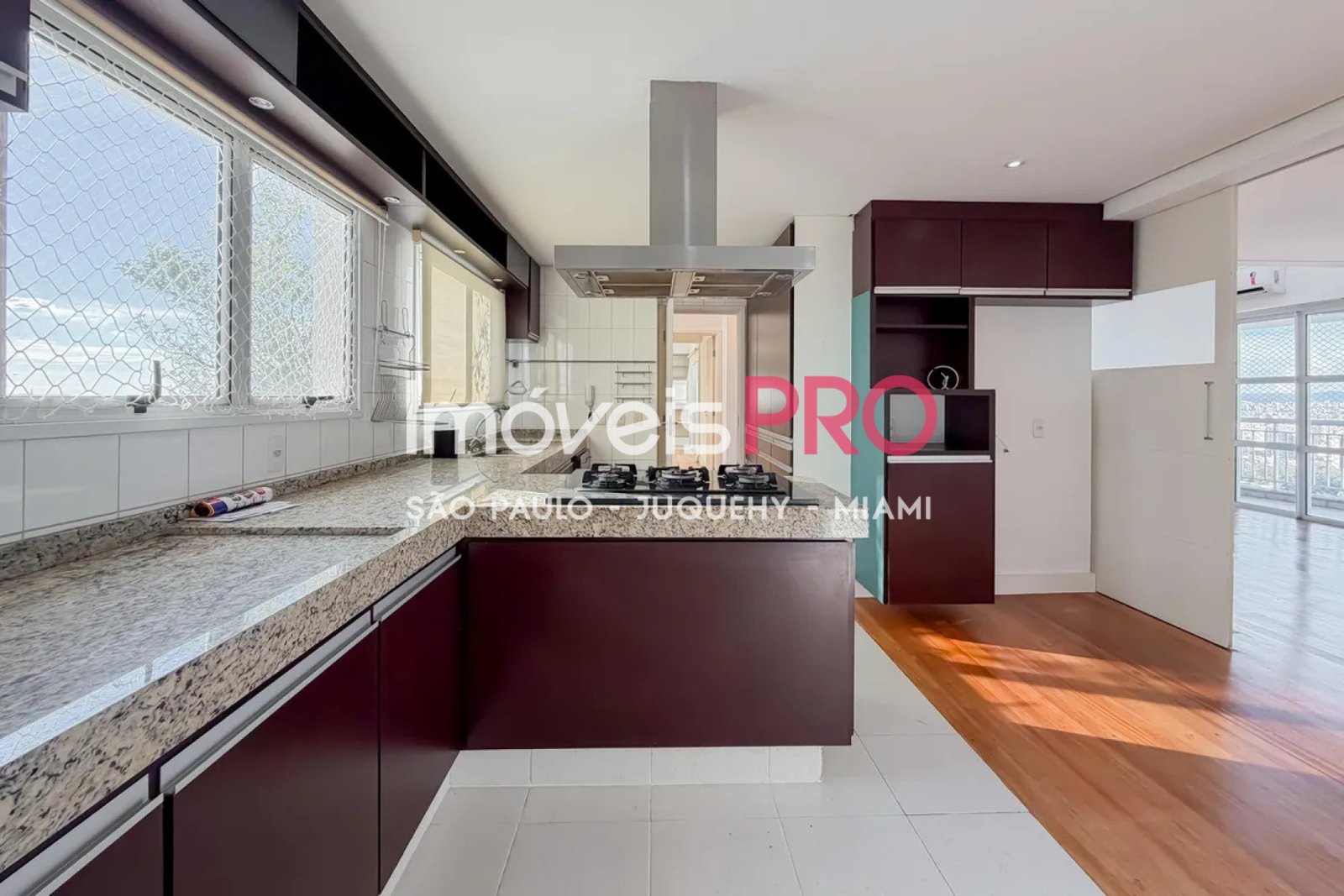 Foto :: https://assets.imoveispro.com.br/thumb/IP39552/cobertura-venda-vila-mariana_IP39552_23_1920x1080.jpg?