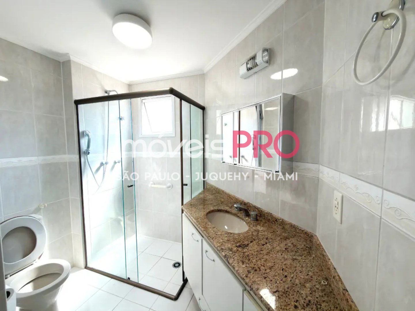 Foto :: https://assets.imoveispro.com.br/thumb/IP39558/apartamento-venda-saude_IP39558_11_1920x1080.jpg?