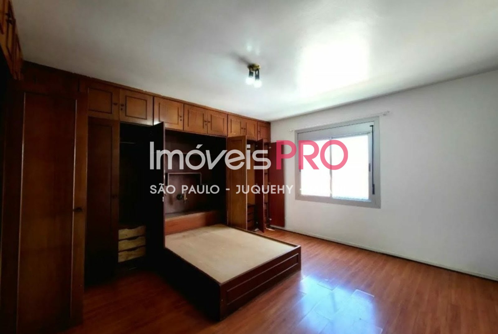 Foto :: https://assets.imoveispro.com.br/thumb/IP39569/apartamento-venda-vila-mariana_IP39569_11_1920x1080.jpg?