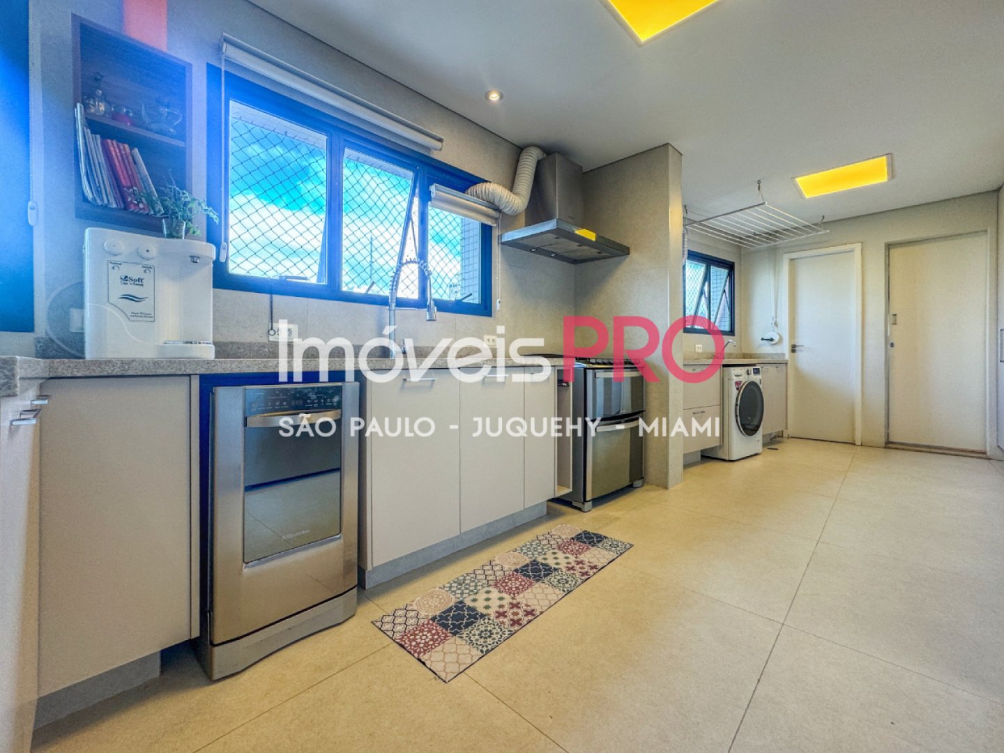Foto :: https://assets.imoveispro.com.br/thumb/IP39576/apartamento-venda-aclimacao_IP39576_23_1920x1080.jpg?