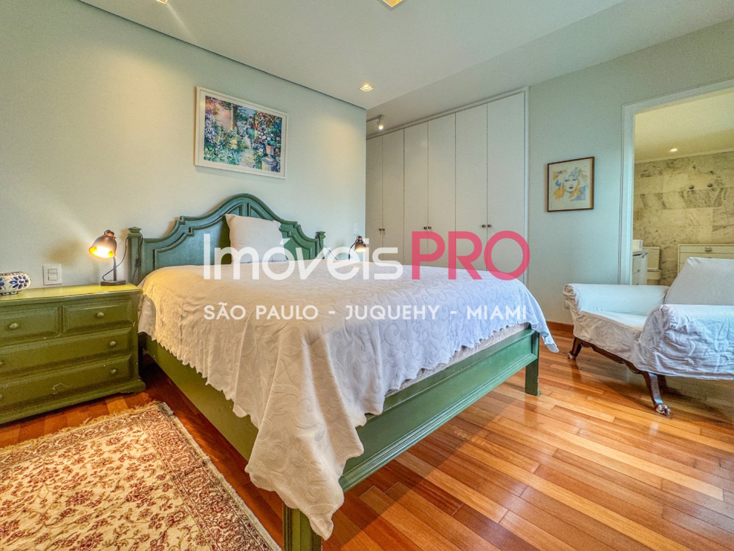 Foto :: https://assets.imoveispro.com.br/thumb/IP39576/apartamento-venda-aclimacao_IP39576_35_1920x1080.jpg?