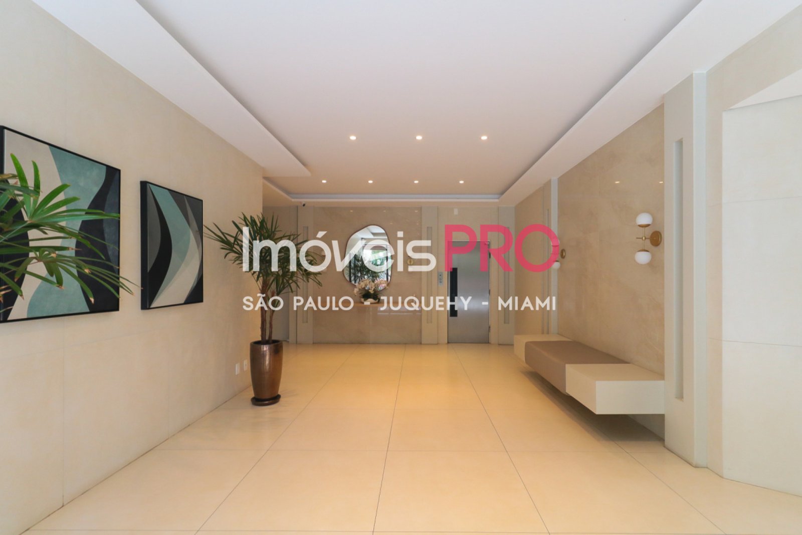 Foto :: IP39577