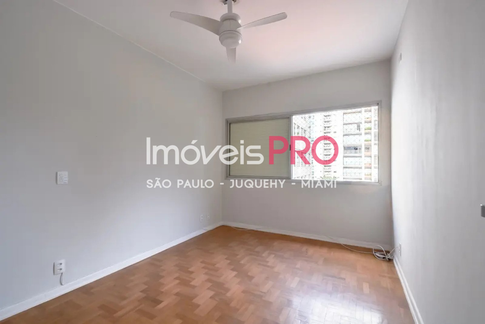 Foto :: https://assets.imoveispro.com.br/thumb/IP39584/apartamento-venda-itaim-bibi_IP39584_11_1920x1080.jpg?