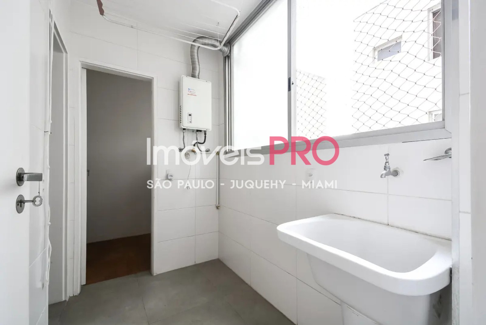 Foto :: IP39584