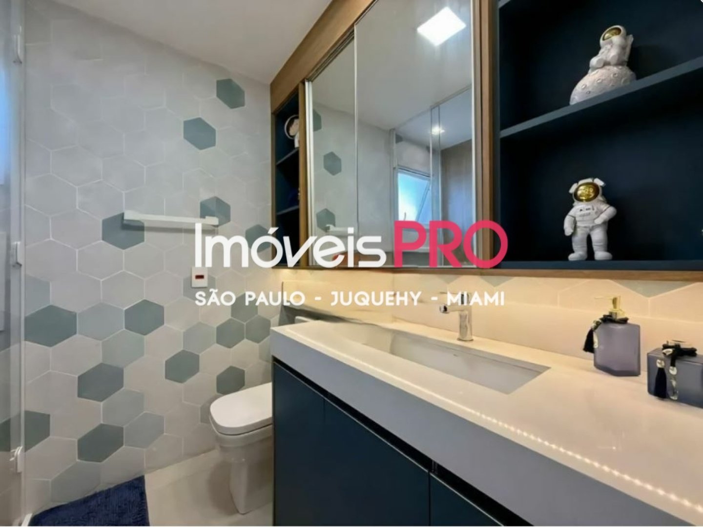 Foto :: https://assets.imoveispro.com.br/thumb/IP39595/apartamento-aluguel-campo-belo_IP39595_17_1920x1080.jpg?