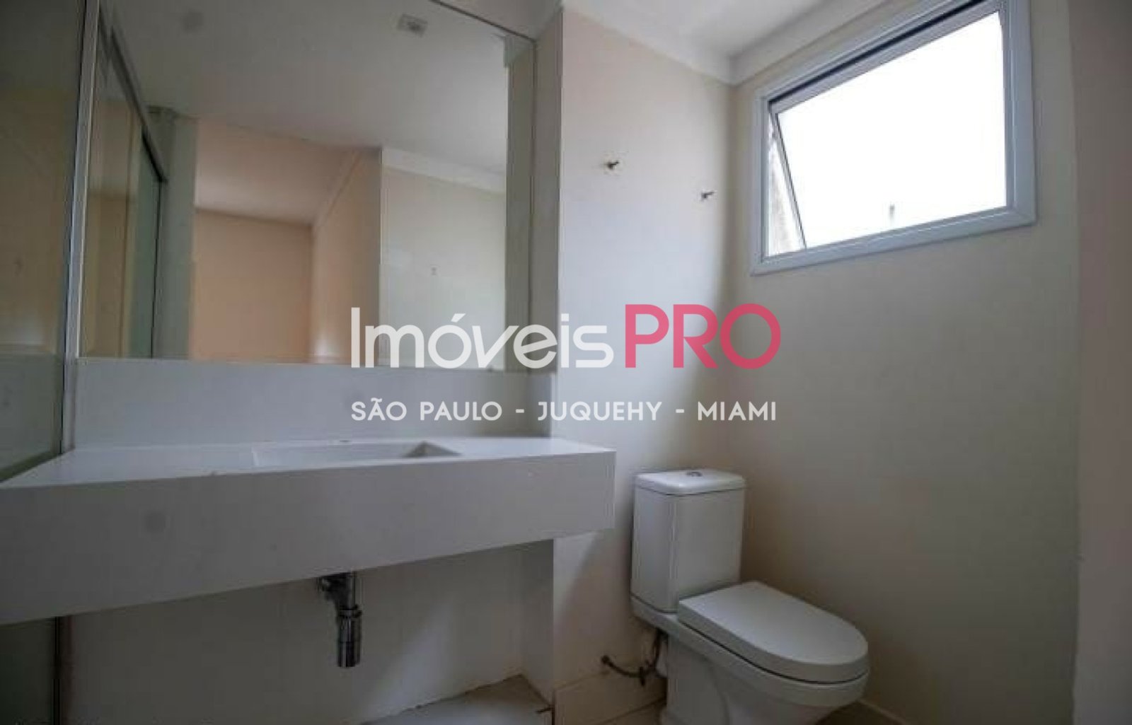 Foto :: IP39598