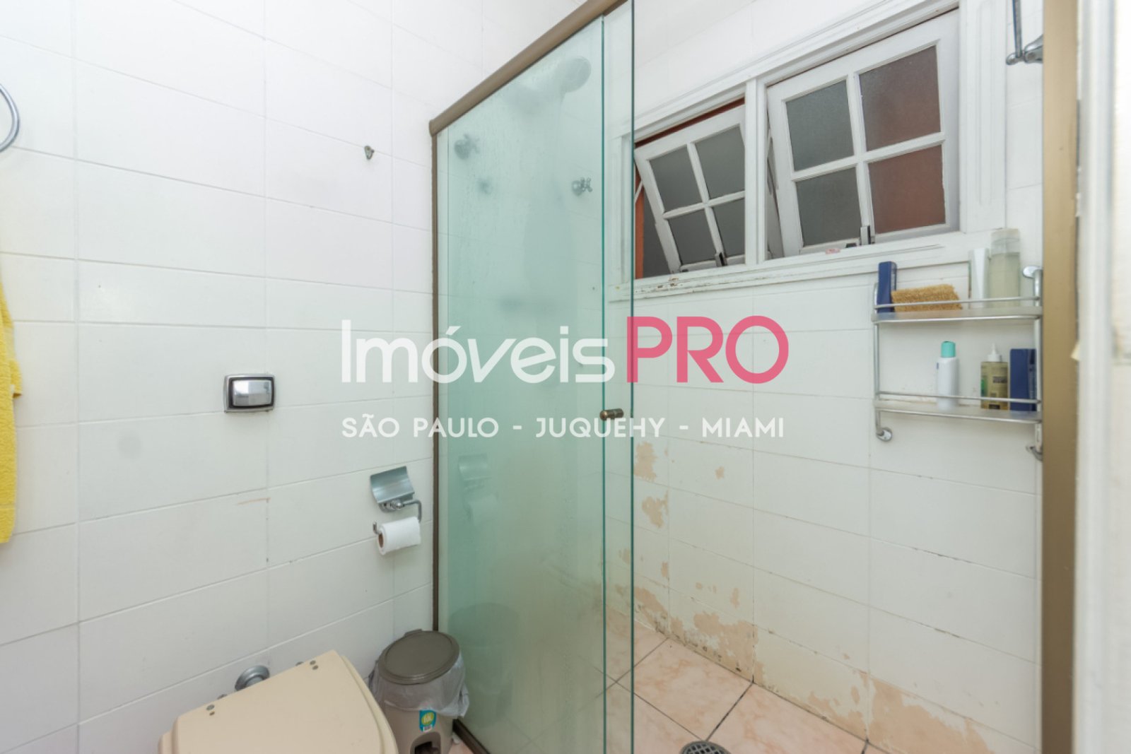 Foto :: https://assets.imoveispro.com.br/thumb/IP39625/casa-de-vila-venda-santo-amaro_IP39625_17_1920x1080.jpg?