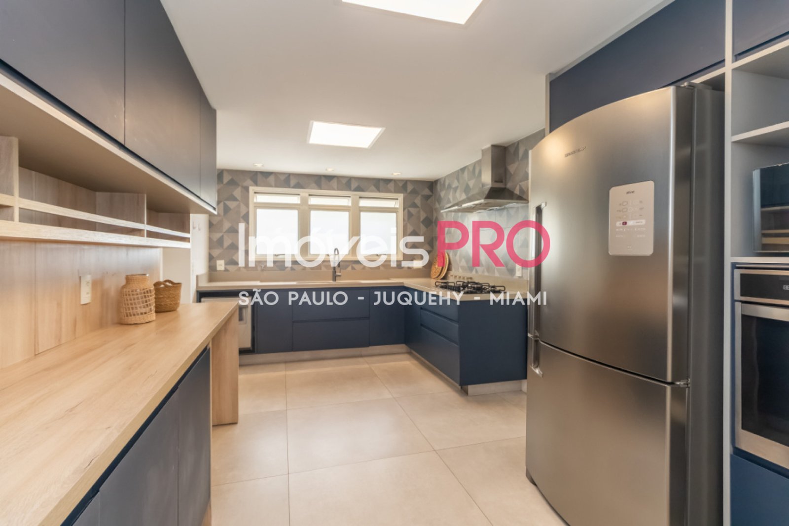 Foto :: https://assets.imoveispro.com.br/thumb/IP39626/apartamento-venda-alto-da-boa-vista_IP39626_11_1920x1080.jpg?