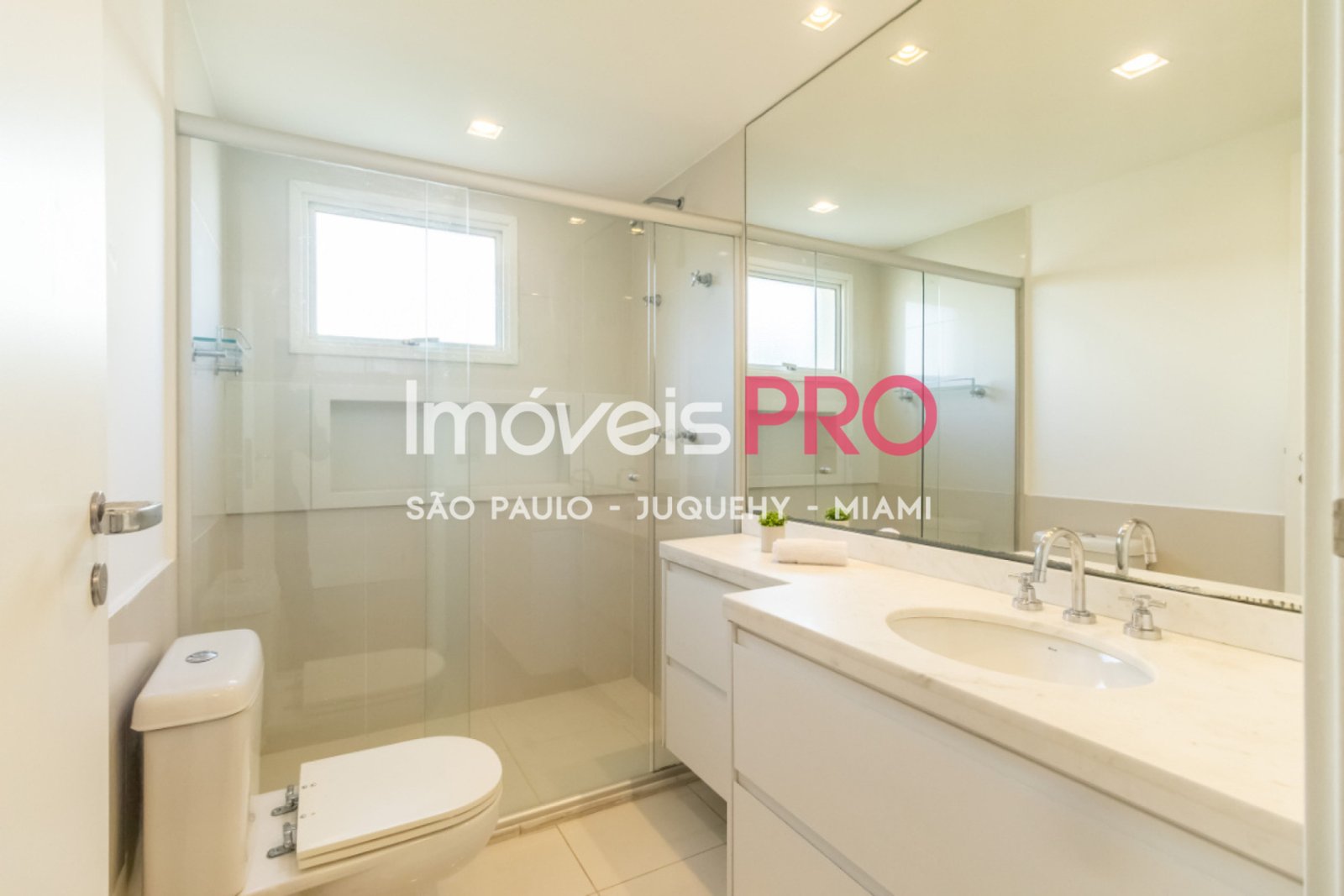 Foto :: https://assets.imoveispro.com.br/thumb/IP39626/apartamento-venda-alto-da-boa-vista_IP39626_29_1920x1080.jpg?