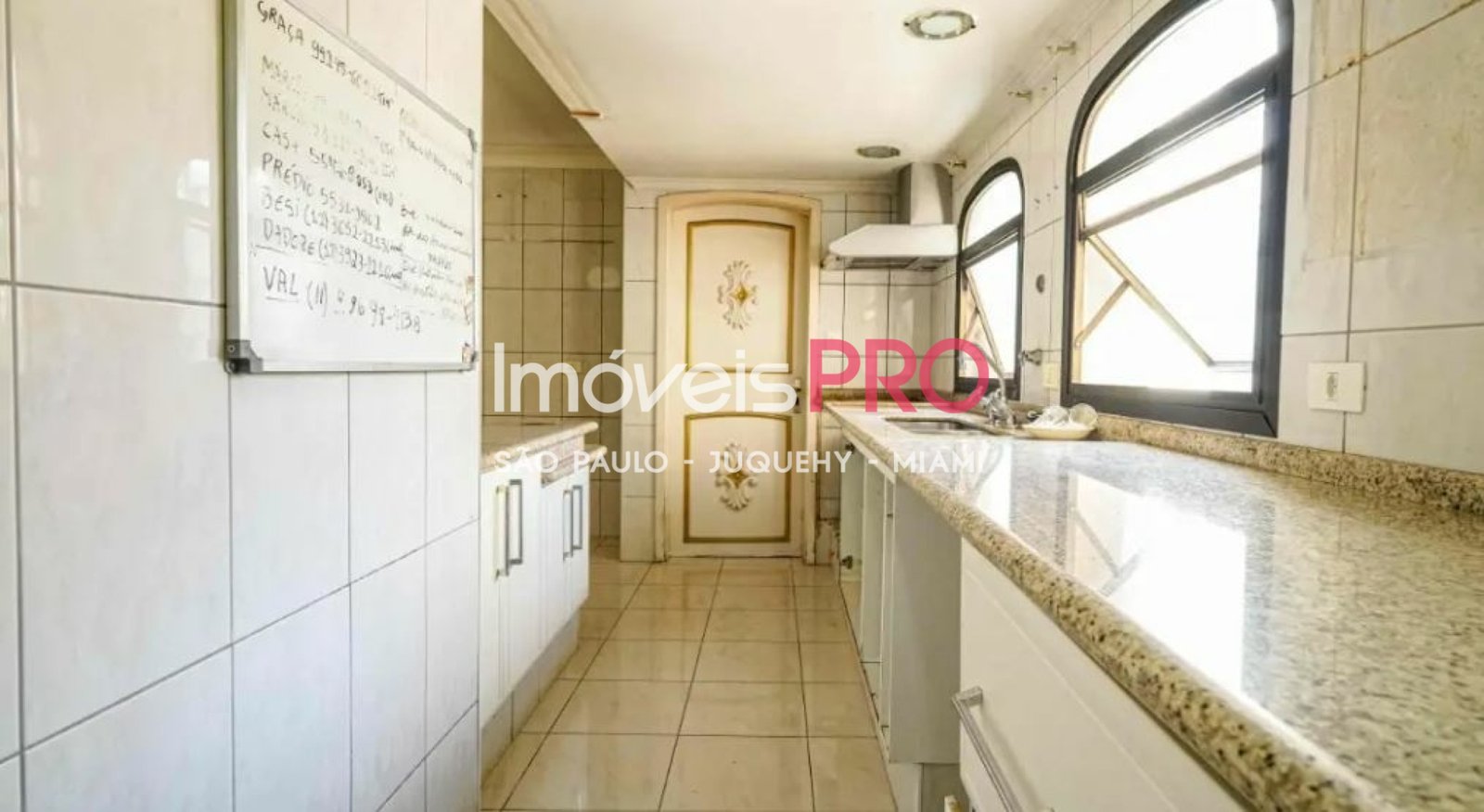 Foto :: IP39633