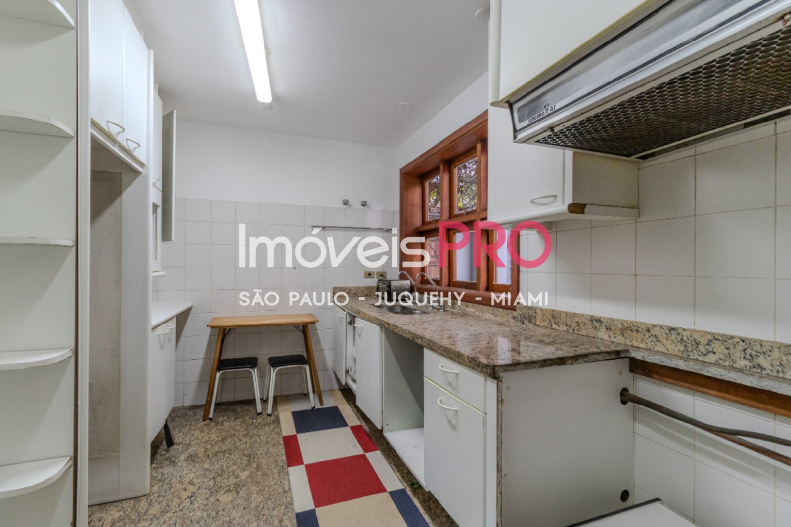 Foto :: https://assets.imoveispro.com.br/thumb/IP39638/casa-terrea-venda-brooklin-paulista_IP39638_41_1920x1080.jpg?