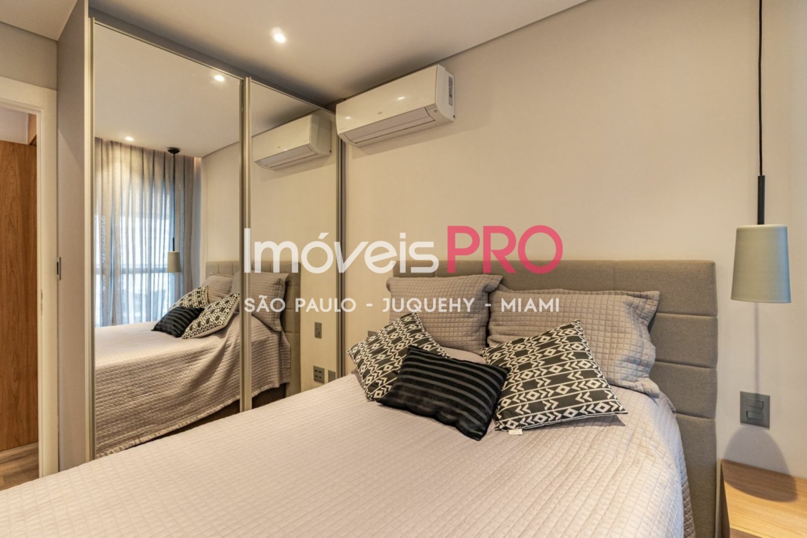 Foto :: https://assets.imoveispro.com.br/thumb/IP39642/apartamento-venda-brooklin_IP39642_29_1920x1080.jpg?
