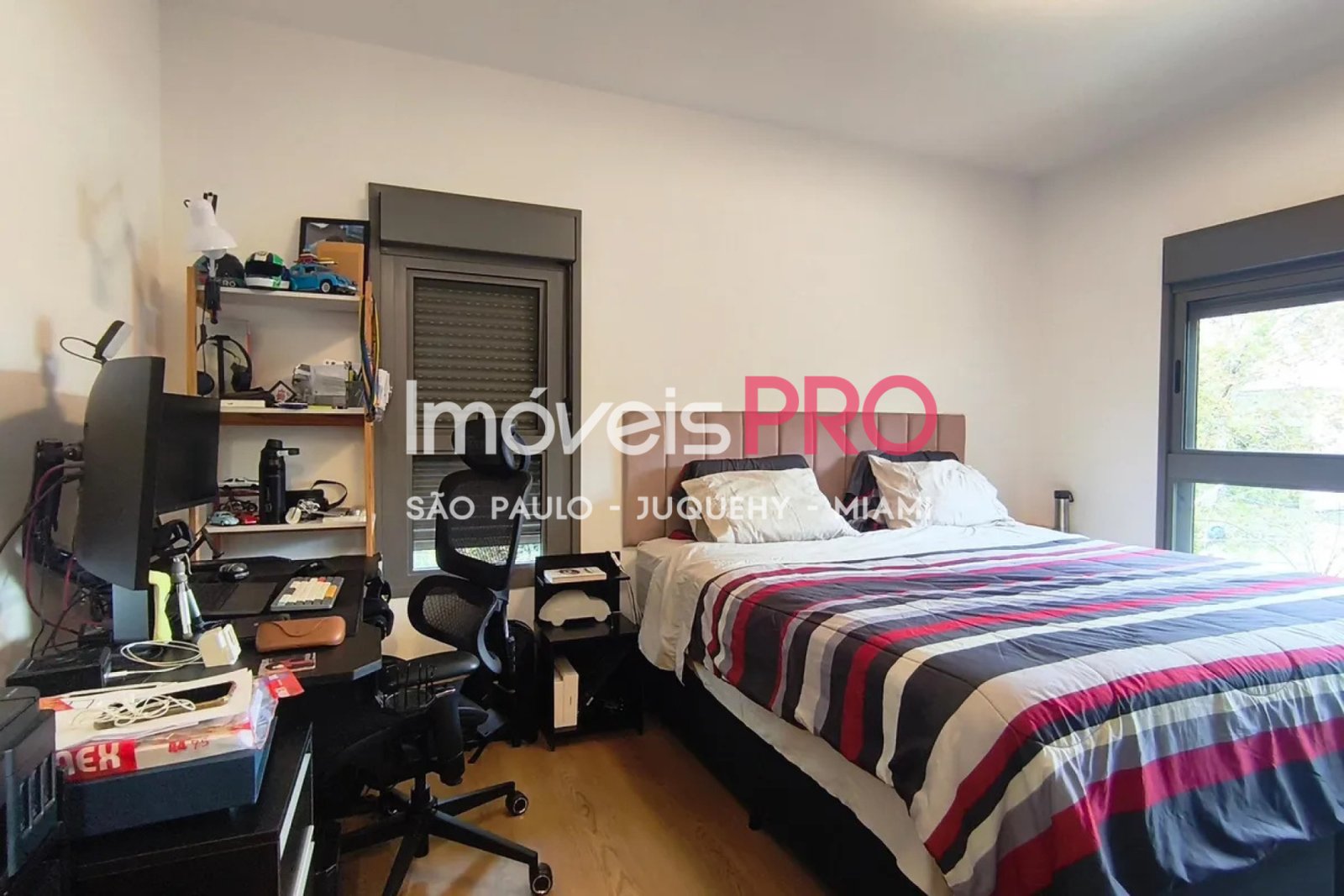 Foto :: https://assets.imoveispro.com.br/thumb/IP39652/apartamento-venda-vila-mariana_IP39652_17_1920x1080.jpg?
