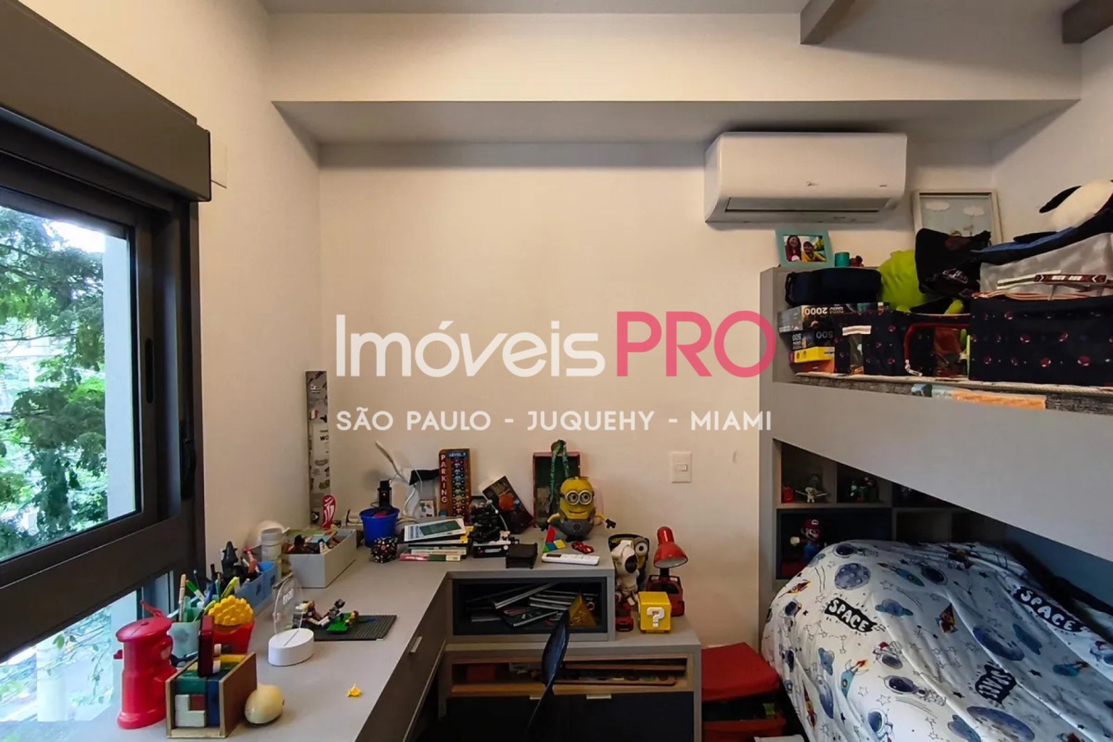 Foto :: IP39652