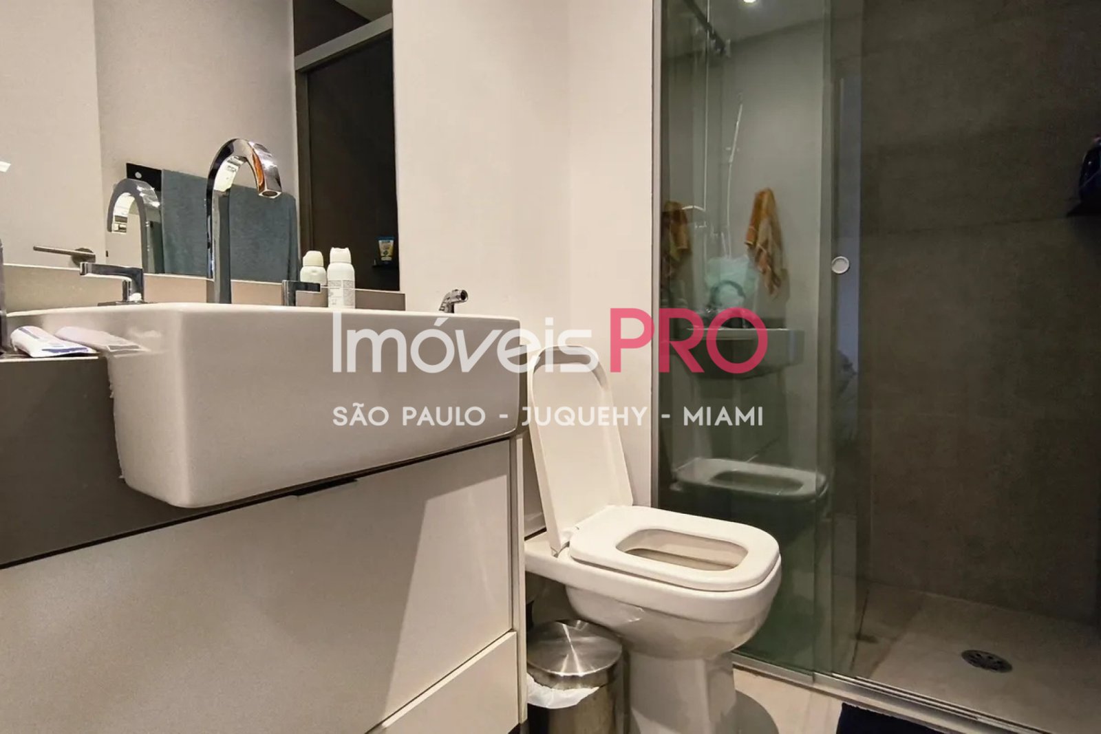 Foto :: https://assets.imoveispro.com.br/thumb/IP39652/apartamento-venda-vila-mariana_IP39652_29_1920x1080.jpg?