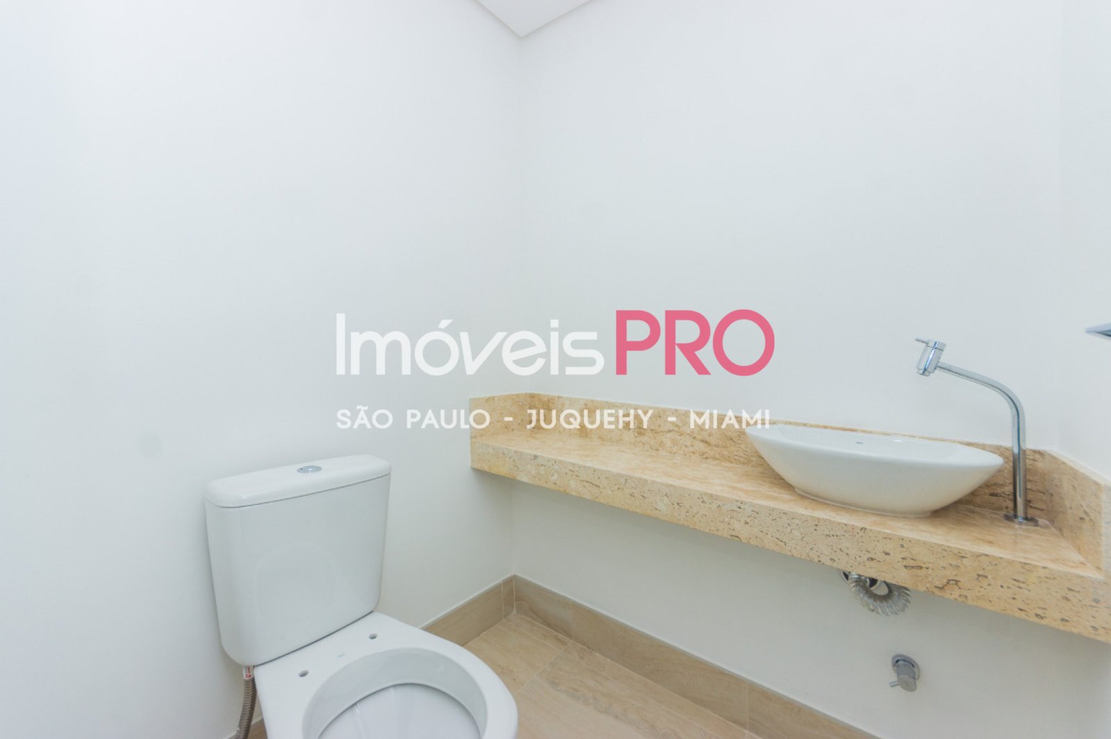 Foto :: IP39653
