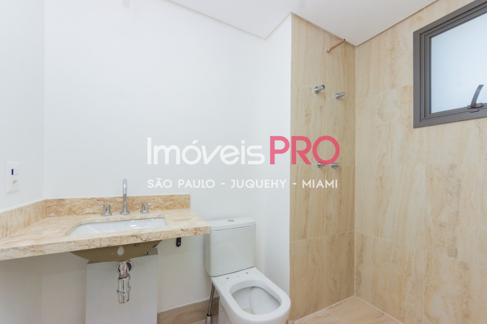 Foto :: IP39653