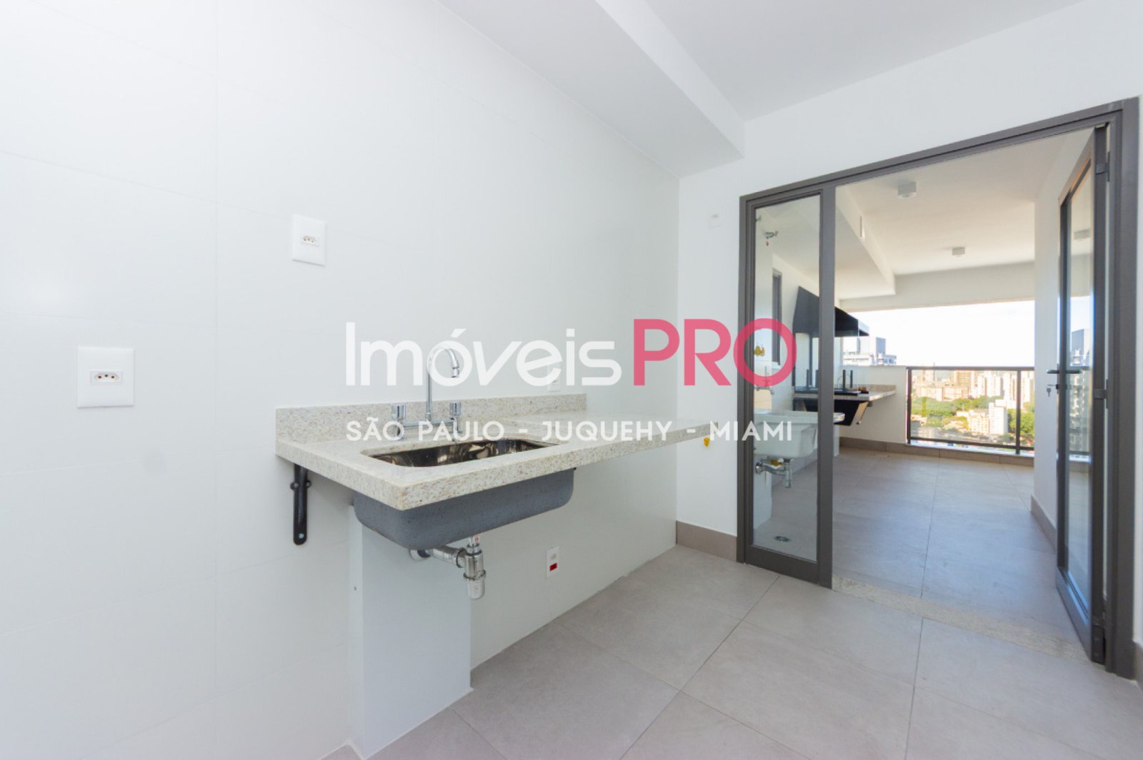 Foto :: https://assets.imoveispro.com.br/thumb/IP39653/apartamento-venda-brooklin_IP39653_23_1920x1080.jpg?