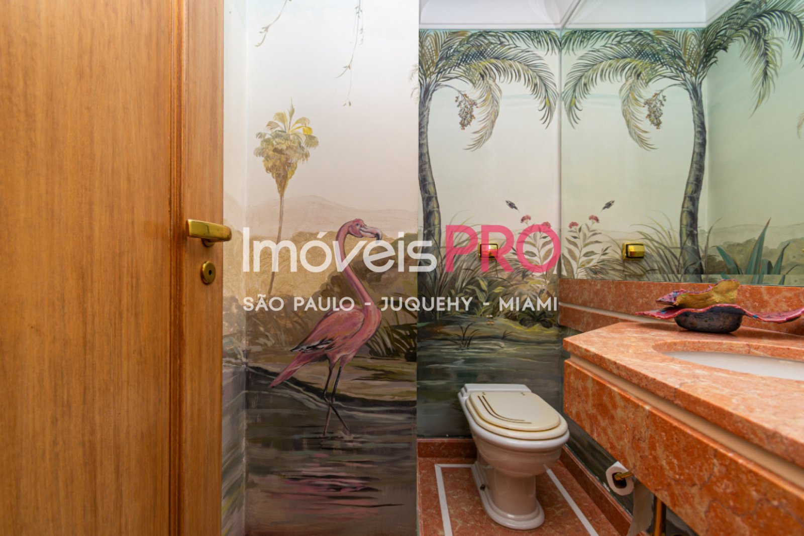 Foto :: IP39654
