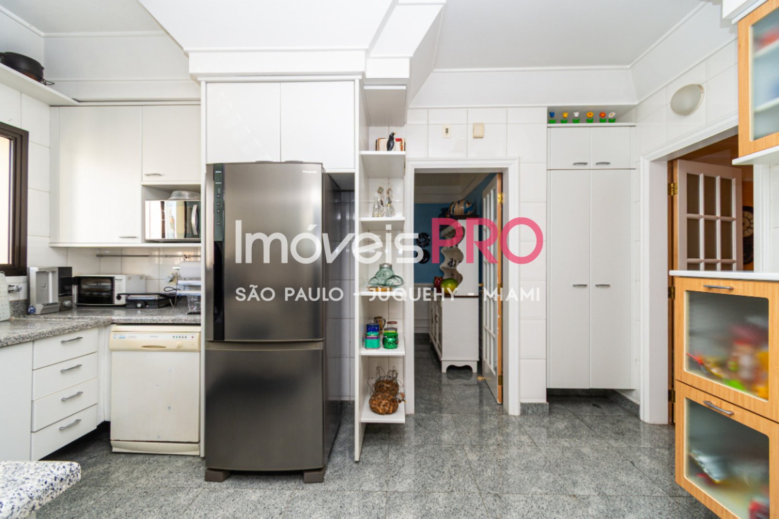 Foto :: https://assets.imoveispro.com.br/thumb/IP39654/apartamento-venda-campo-belo_IP39654_41_1920x1080.jpg?