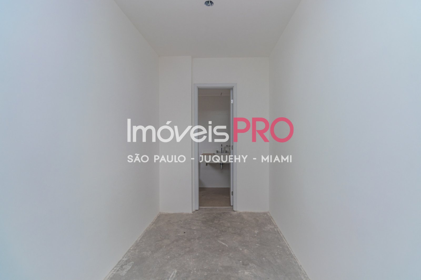 Foto :: IP39659