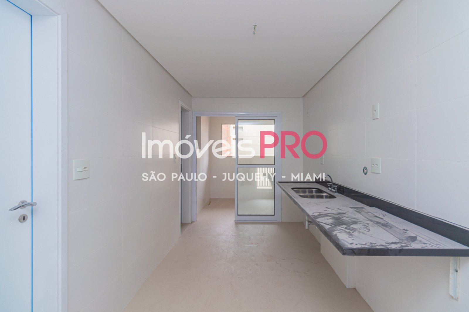 Foto :: IP39659