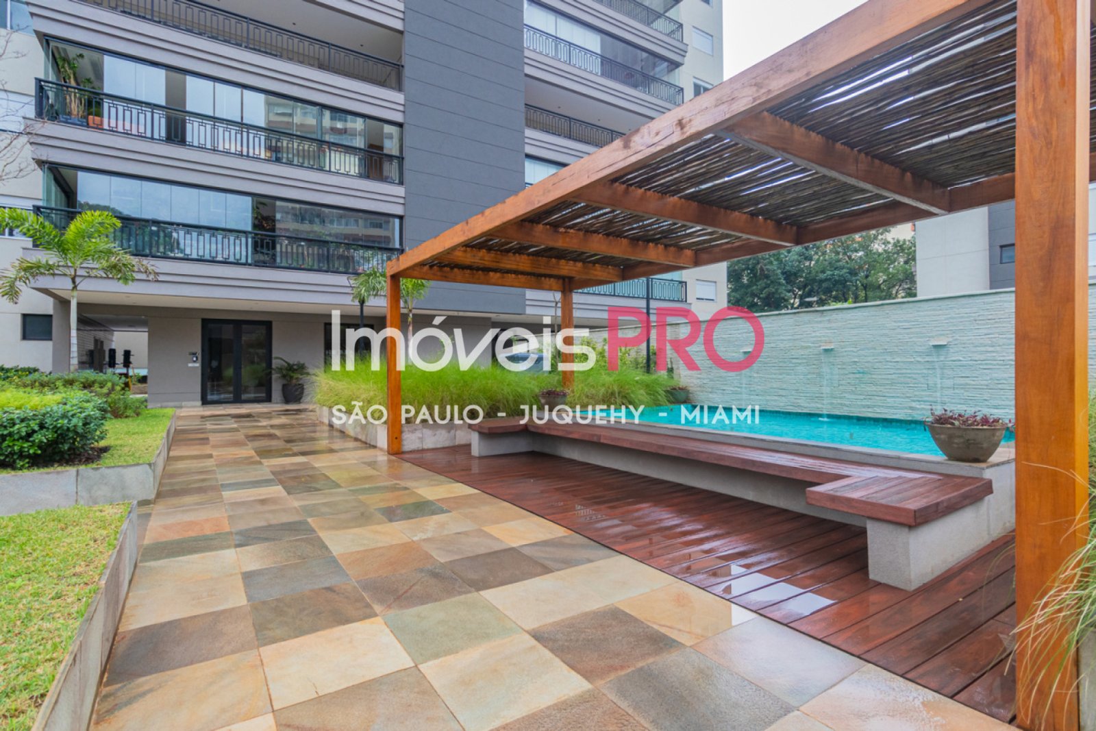 Foto :: IP39659