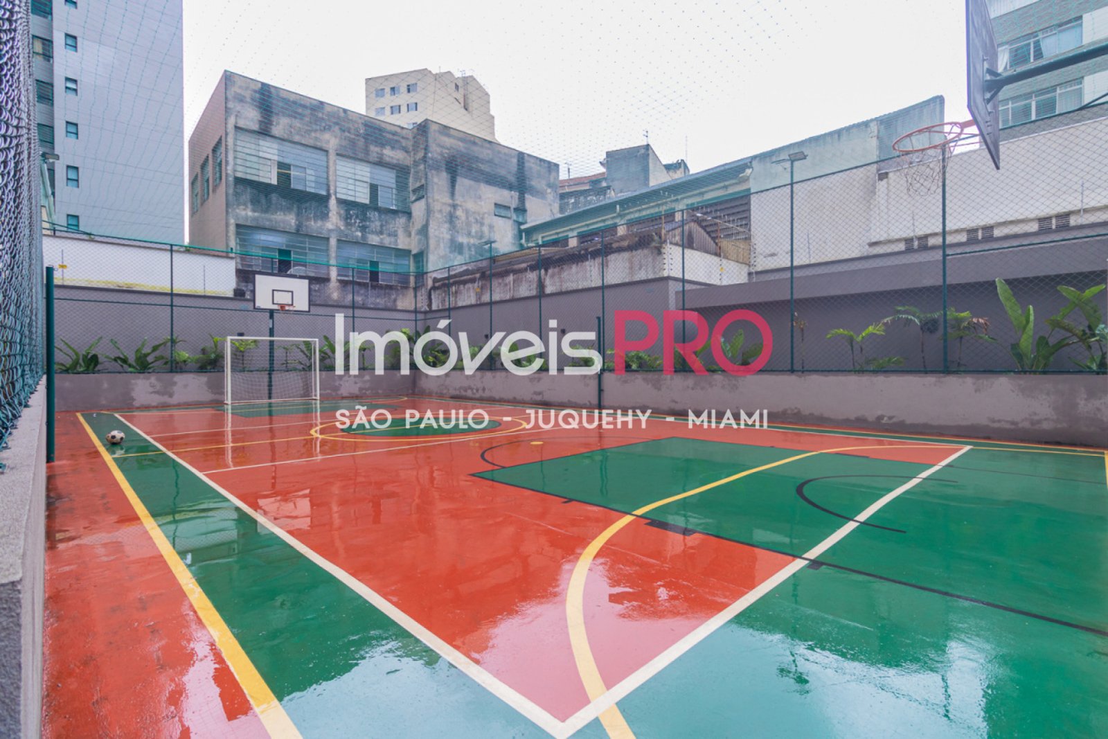Foto :: https://assets.imoveispro.com.br/thumb/IP39659/apartamento-venda-vila-mariana_IP39659_35_1920x1080.jpg?