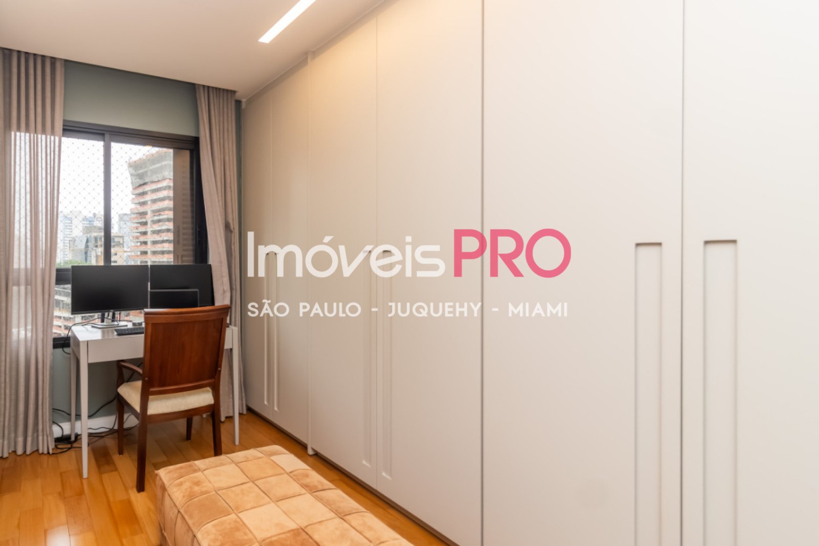 Foto :: https://assets.imoveispro.com.br/thumb/IP39661/apartamento-venda-brooklin_IP39661_23_1920x1080.jpg?