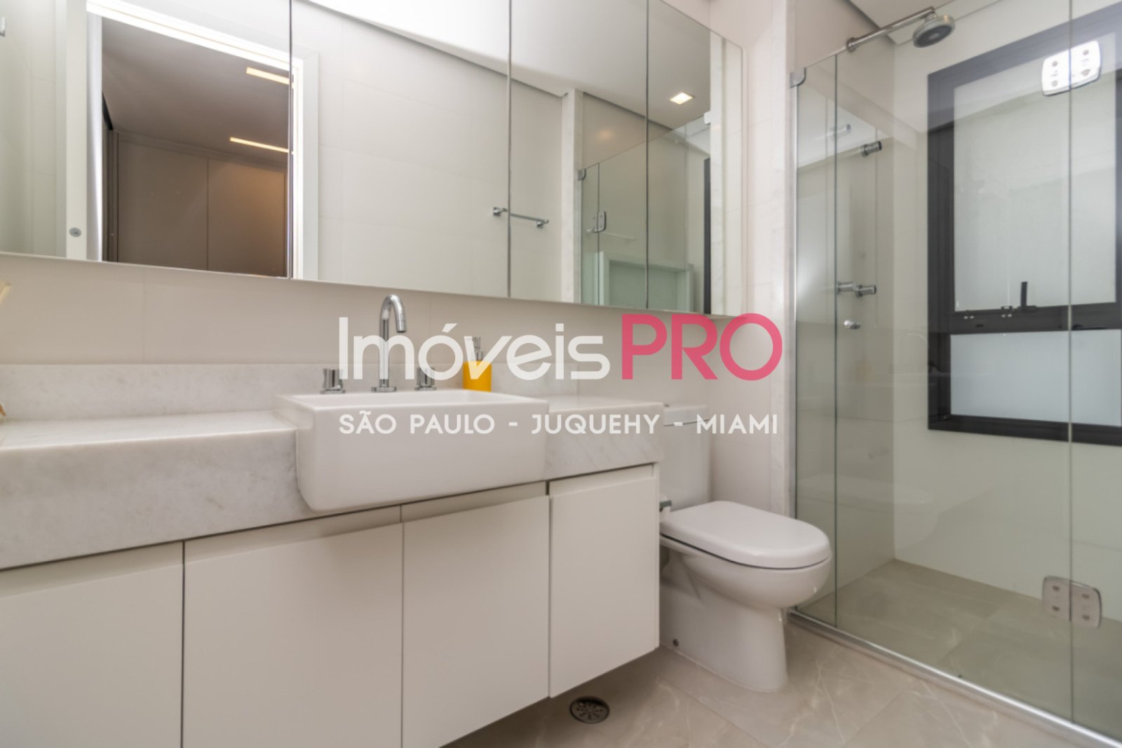 Foto :: IP39661