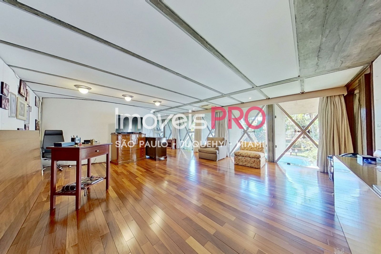 Foto :: https://assets.imoveispro.com.br/thumb/IP39667/casa-venda-jardim-luzitania_IP39667_23_1920x1080.jpg?