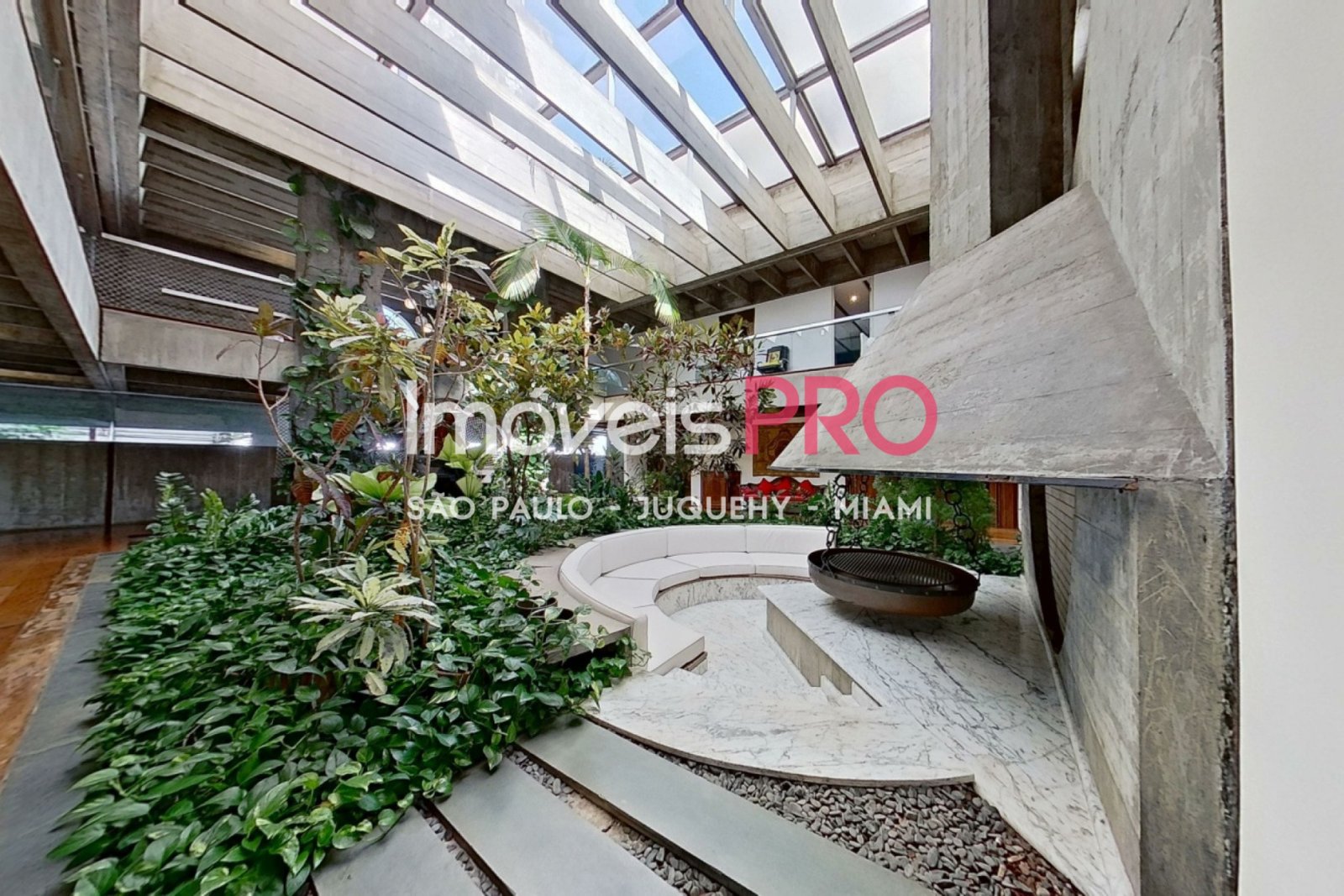 Foto :: IP39667