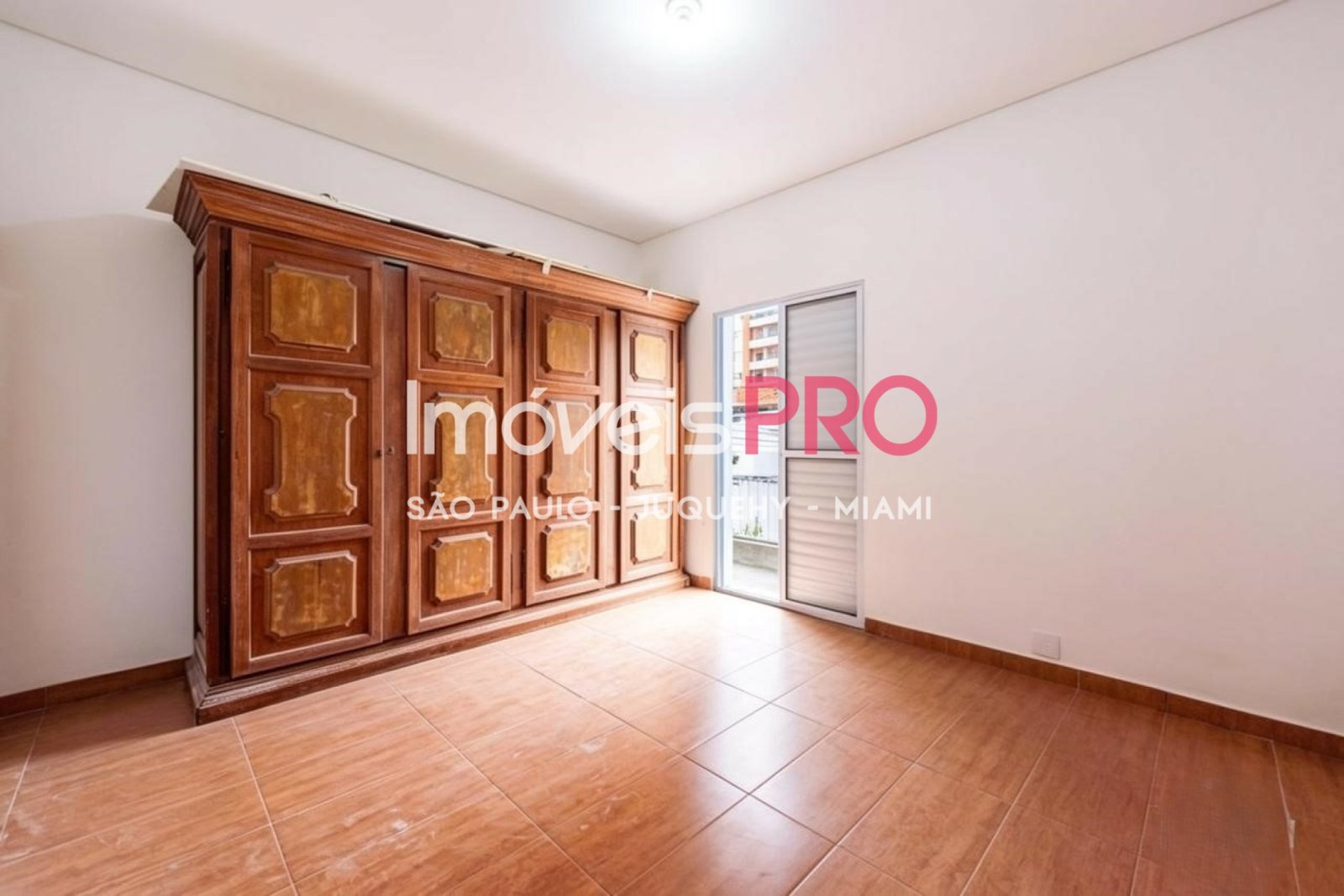 Foto :: IP39671