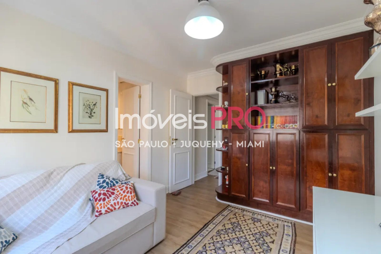 Foto :: https://assets.imoveispro.com.br/thumb/IP39672/apartamento-venda-campo-belo_IP39672_11_1920x1080.jpg?