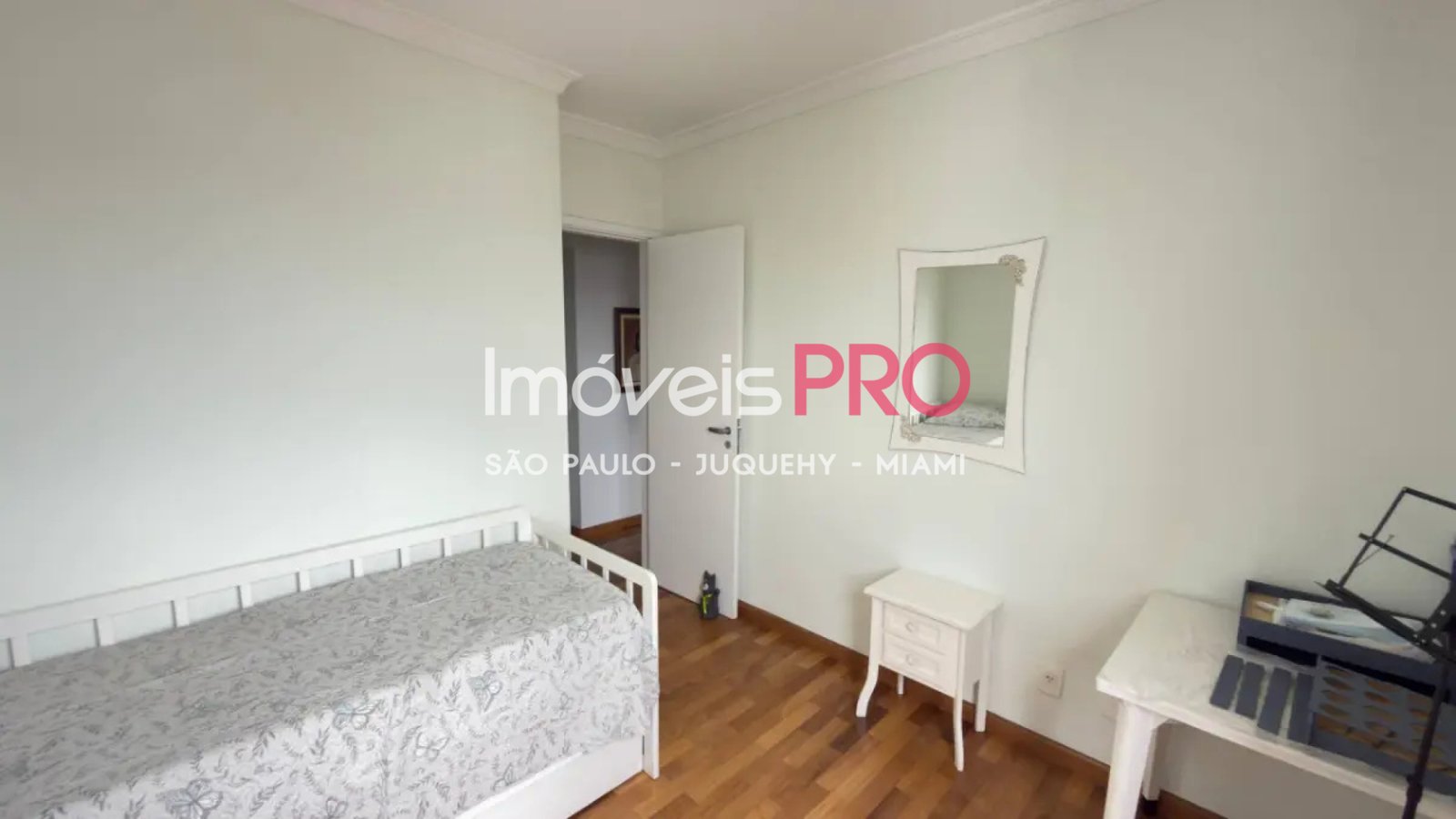 Foto :: IP39675